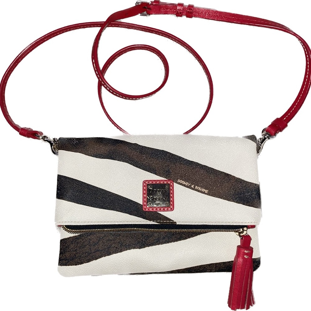 dooney and burke crossbody purse | great condition!!